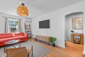 School Street Cottage - Image 2