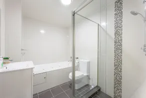 3BR | Metro & Shopping | 2 Parking | Castle Hill - Image 5