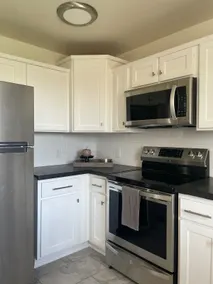 Unique Living Guest House - Image 4