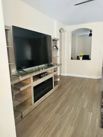 Beautiful modern 3br/ 2ba home - Image 4