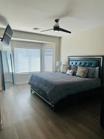 Beautiful modern 3br/ 2ba home - Image 5