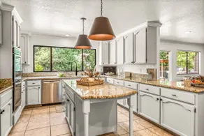 5-Bedroom Creekside Wine Country Retreat - Image 5