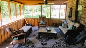 COZY WATERFRONT COTTAGE WITH BEAUTIFUL VIEWS-PET-FRIENDLY - Image 3