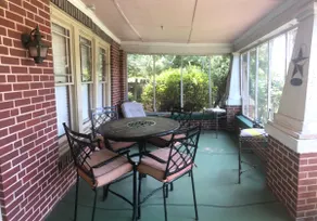 Charming 3 bedroom home - Image 2