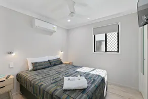 Two Bedroom Villa - T - Image 5
