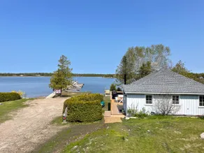Waterfront 4BD on Pike Bay - Image 3