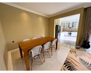 Luxury 4 Br Villa Orchard Park - Image 3
