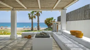 Beachfront Villa Crystalia - Image 5