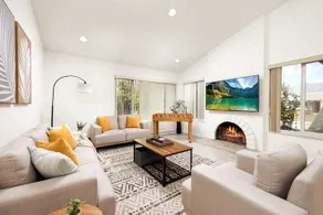 4B2B Poker Home | near Disneyland PET Friendly - Image 4