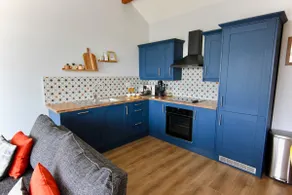 Farways Den - Image 5