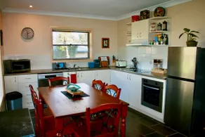 Serena Cottages Beechworth - Your Country Getaway - 1 - Image 4