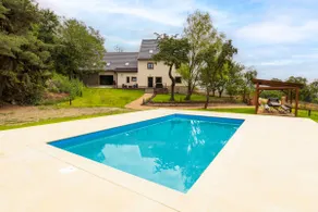 Luxury renovated barns with private wellness - Image 5