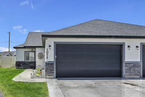 Lovely 3bd/2br Duplex - Image 3