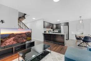 Entire2Storey with Trampoline, PingPong, 65 inch TV and EnclosedYard - Image 5