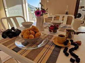 Myrties House - Image 2