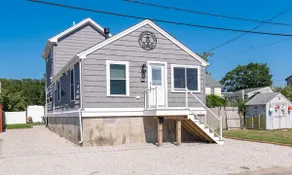 *Water Views* from nearly every room! 3BR 3BA - Image 2