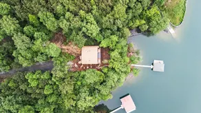 The Lake Lodge | Spacious, Dock Access, Sleeps 16 - Image 5