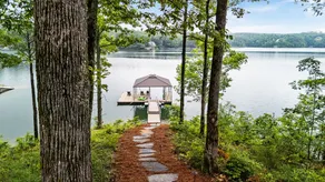 The Lake Lodge | Spacious, Dock Access, Sleeps 16 - Image 3