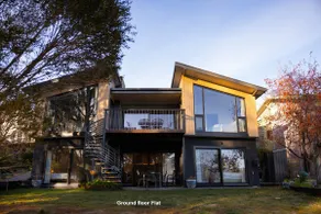 New Cosy Lake Front 2 bedrooms 2 Bathrooms - Image 4