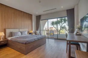 Glorious Apt with balcony near Dragon Bridge - Image 3