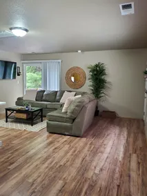 In Redwoods! -1bed 1ba w/garage - Image 4