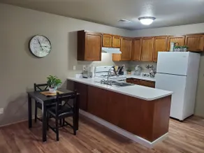 In Redwoods! -1bed 1ba w/garage - Image 5