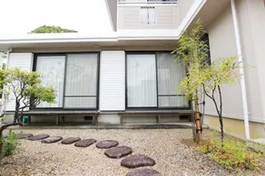 13 ppl can stay, available for wi-fi and parking - Image 4
