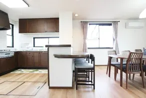13 ppl can stay, available for wi-fi and parking - Image 5