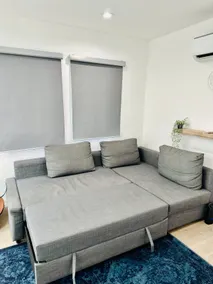 1 bedroom queen’ 1bath 1Bedcouch - Image 3