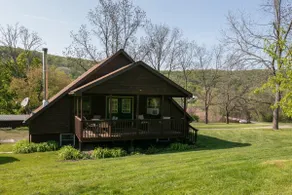 Creekside Cabin-Corning Watkins Glen Finger Lakes - Image 2