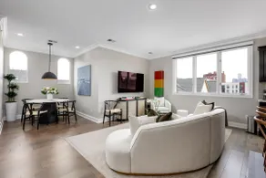 Lumber Baron's Penthouse | 3BR | 2 Kings | Parking - Image 4