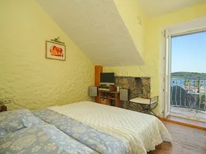 Dalmatian stone house by the sea - Image 5