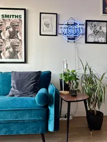 Artsy Sanctuary on Lygon St - Image 2
