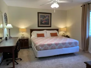 Beach Escape: King Bed, Pool and Bikes! - Image 4