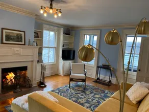 Whip's River House - Image 4