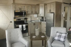 Muddy Hole Cabins-Lower Cabin - Image 3