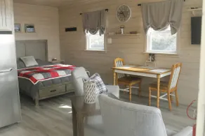 Muddy Hole Cabins-Lower Cabin - Image 4