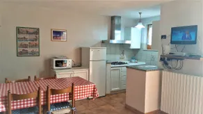 Monoroom With Garden And Lake View - Image 3