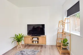 Stunning Studio - Saffron Walden - Image 4