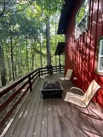Red Moose Cabin with Hot Tub - Image 3