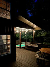 Red Moose Cabin with Hot Tub - Image 4