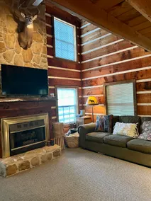 Red Moose Cabin with Hot Tub - Image 2