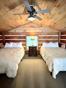 Red Moose Cabin with Hot Tub - Image 5