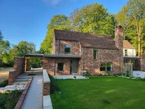 Peaceful Woodland Retreat - spacious apartment - Image 4