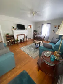 Virginia Road Cottage - Image 2