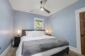 Gemhouse w/ RV parking - Image 4