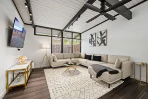 Stylish and Cozy Near Love-Field | King/Queen Beds - Image 2
