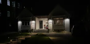Cozy Retreat in a High-End, Walkable Neighborhood - Image 4