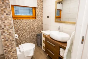 HISCA Family House | Private SPA sauna & jakuzzi - Image 5