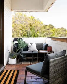 North Bondi 2BR - King & Queen - Balcony - Superhost - Image 5